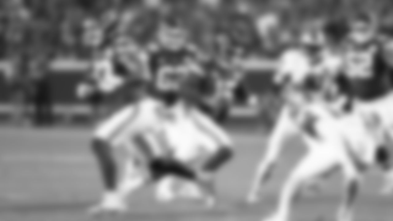 The Kansas City Chiefs face off against the Detroit Lions at GEHA Field at Arrowhead Stadium on September 7, 2023.