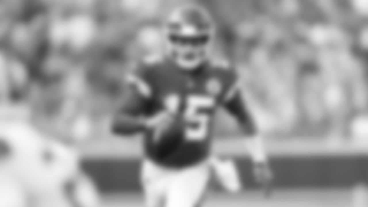 Kansas City Chiefs quarterback Patrick Mahomes (15) runs with the ball during an NFL football game against the Cleveland Browns, Sunday, September 12, 2021 in Kansas City.