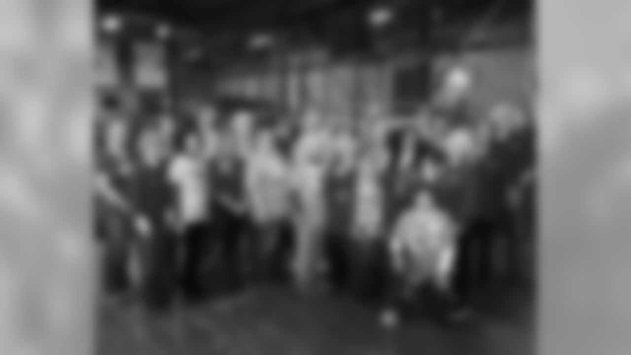 034SB_Caring19