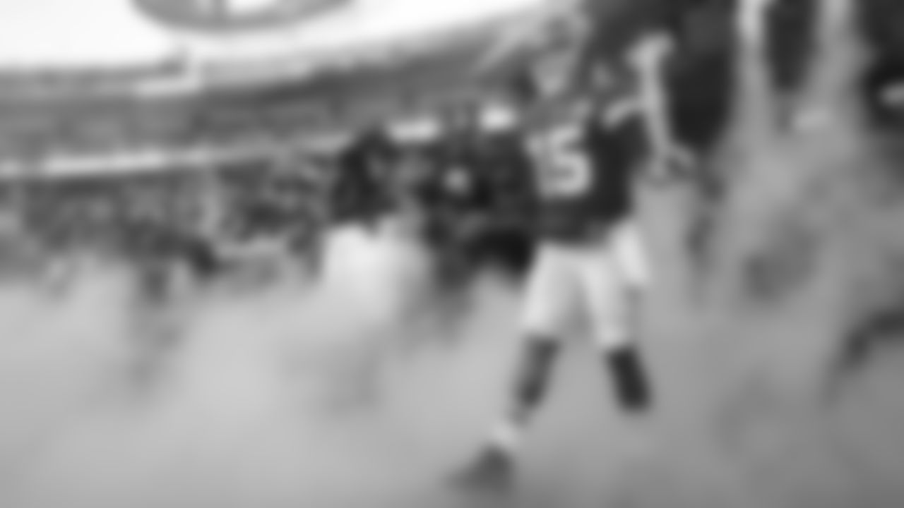 Kansas City Chiefs quarterback Patrick Mahomes (15) runs on to the field prior to an NFL Football game against the Jacksonville Jaguars, Sunday, November 13, 2022 in Kansas City.