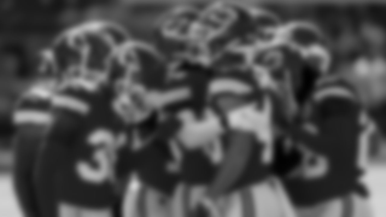 Kansas City Chiefs vs Los Angeles Chargers at GEHA Field at Arrowhead Stadium in Kansas City, MO on September 26, 2021