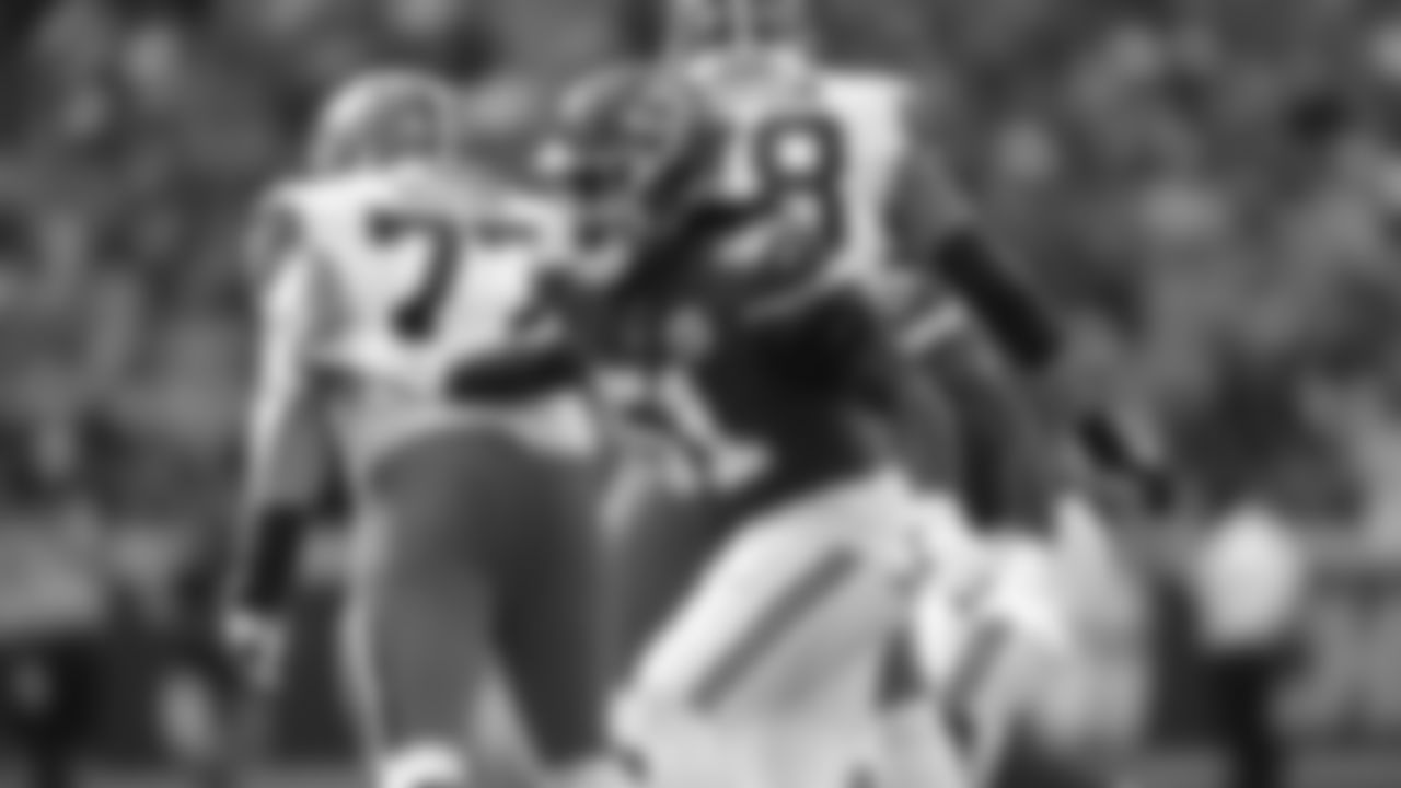 Kansas City Chiefs vs Cleveland Browns during NFL Season Opener at GEHA Field at Arrowhead Stadium in Kansas City, MO on September 12, 2021