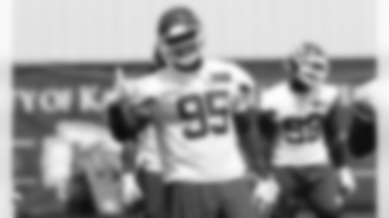 Kansas City Chiefs defensive end Chris Jones (95) during phase 3 workouts at the The University of Kansas Health System Training Complex.