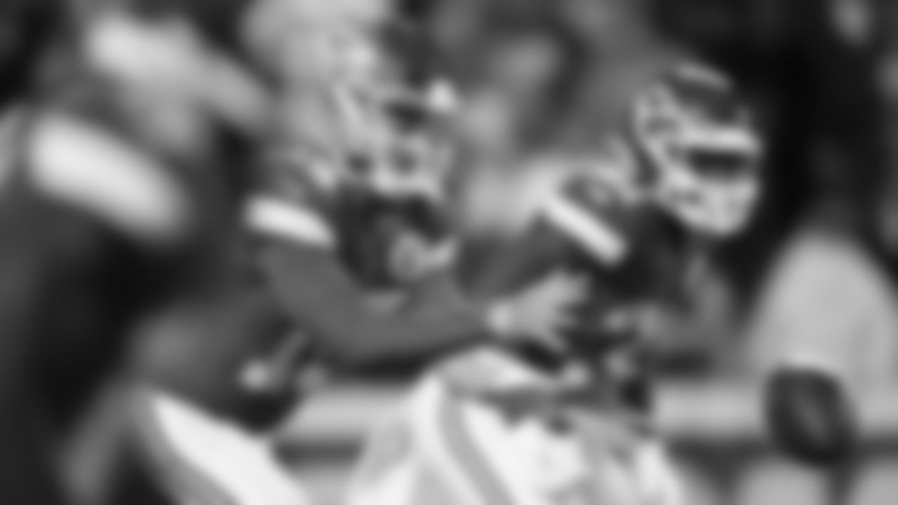 Kansas City Chiefs vs Denver Broncos, GEHA Field at Arrowhead Stadium, Kansas City, MO on December 5, 2021
