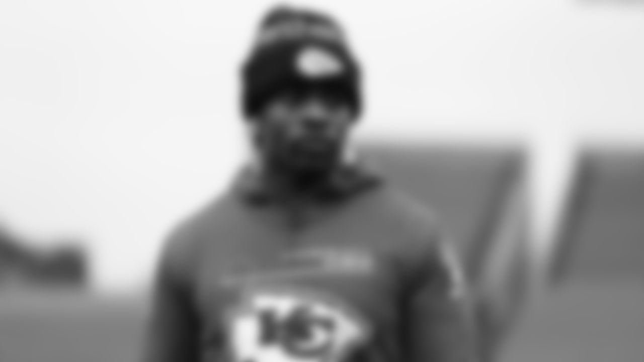 Kansas City Chiefs running back Jerick McKinnon (1) prior to an NFL football game against the Cincinnati Bengals, Sunday, January 2, 2022 in Cincinnati.