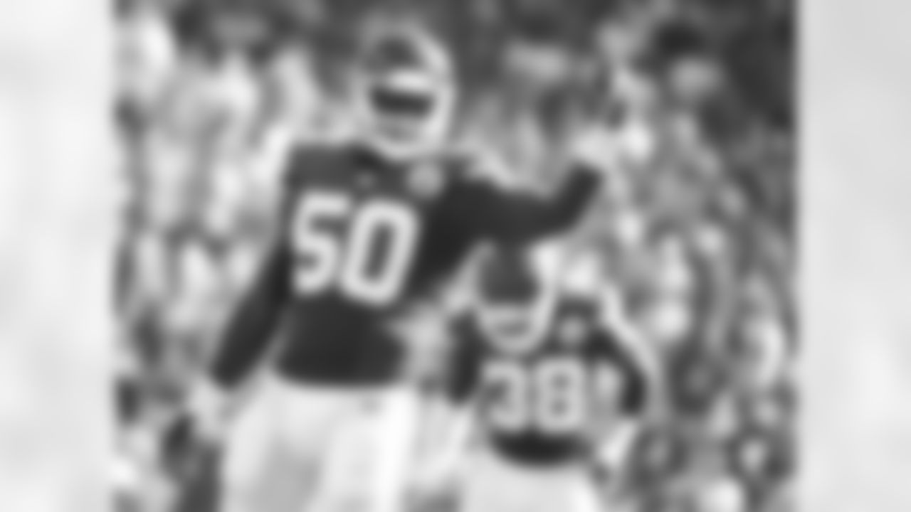 LB Justin Houston