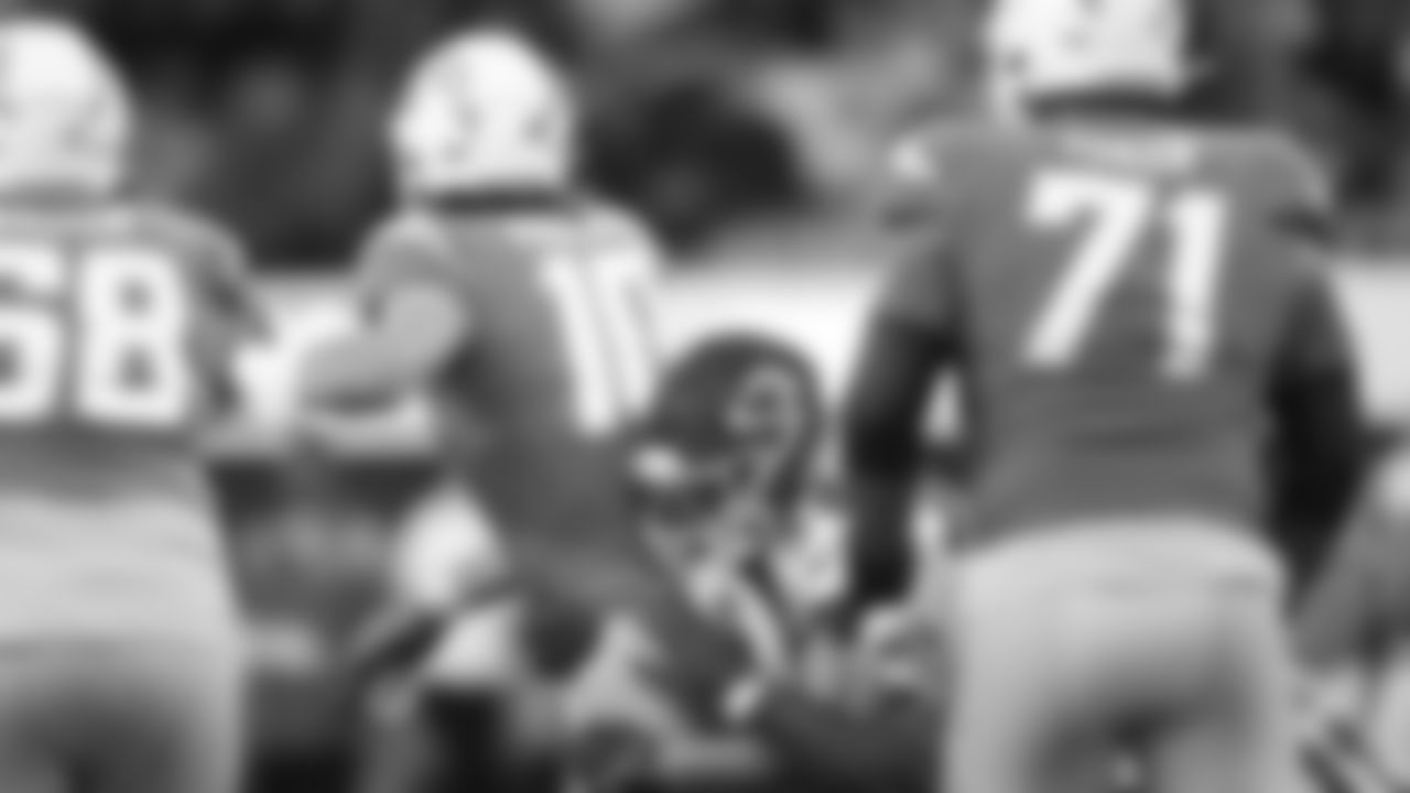 Kansas City Chiefs face off against the Los Angeles Chargers at SoFi Stadium on November 20, 2022 in Los Angeles, California