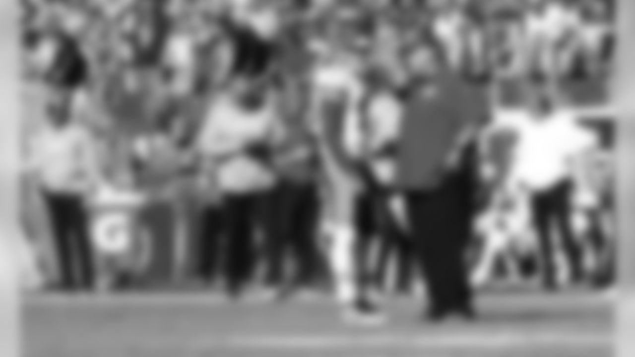 Kansas City Chiefs vs Tennessee Titans at Nissan Stadium, November 10, 2019