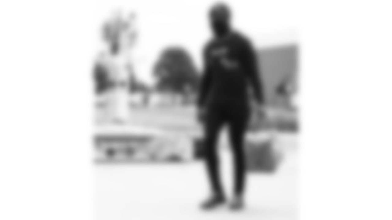 008_TravBalt