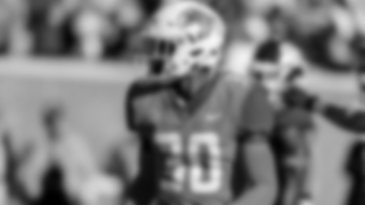 Pick 6, 135 General: Joshua Williams, DB, Universidad estatal de Fayetteville State