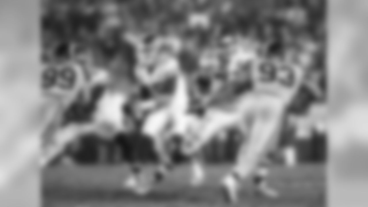 Kansas City Chiefs at Los Angeles Rams at Los Angeles Memorial Coliseum on November 19, 2018