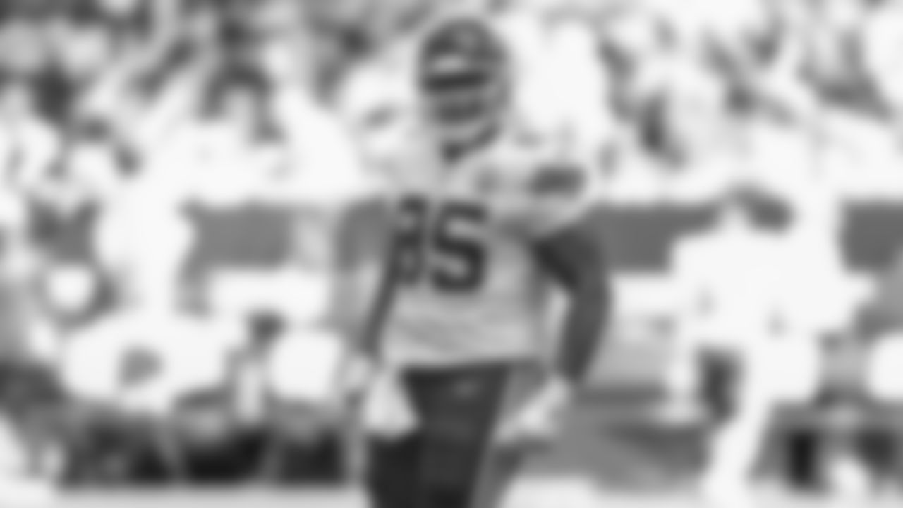 Kansas City Chiefs vs Indianapolis Colts at Lucas Oil Stadium on September 25th, 2022.