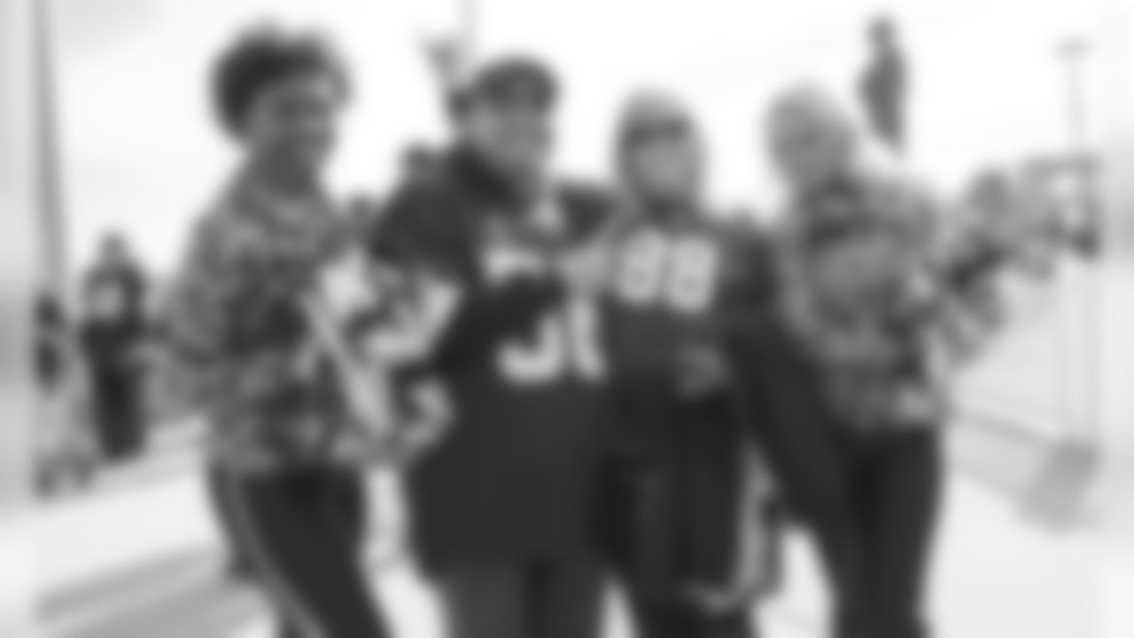 005_2019_Vikings_Cheer