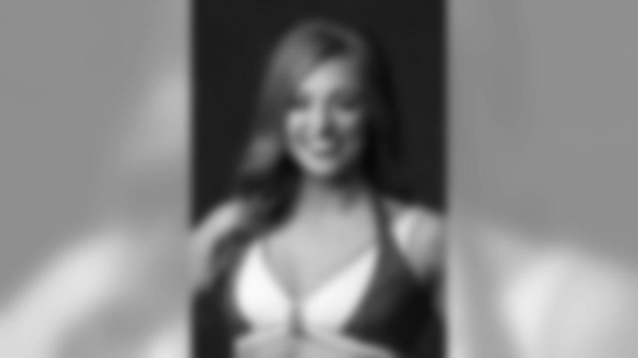 Lomshek_Katie