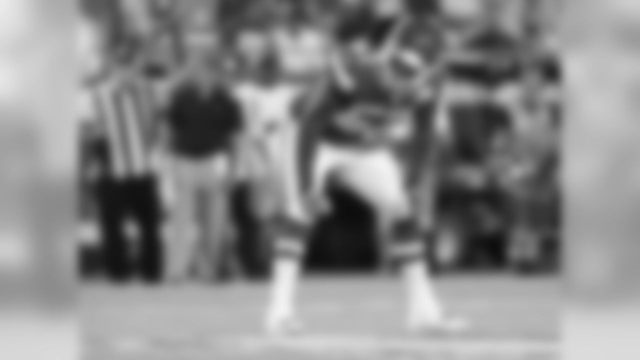 Kansas City Chiefs linebacker D.J. Alexander (57)