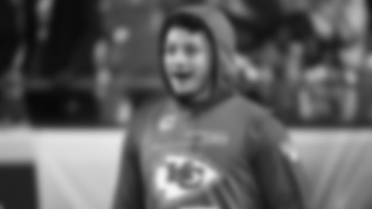 Kansas City Chiefs quarterback Patrick Mahomes (15) prior to the wildcard playoff football game against the Pittsburgh Steelers, Sunday, January 16, 2022 in Kansas City.