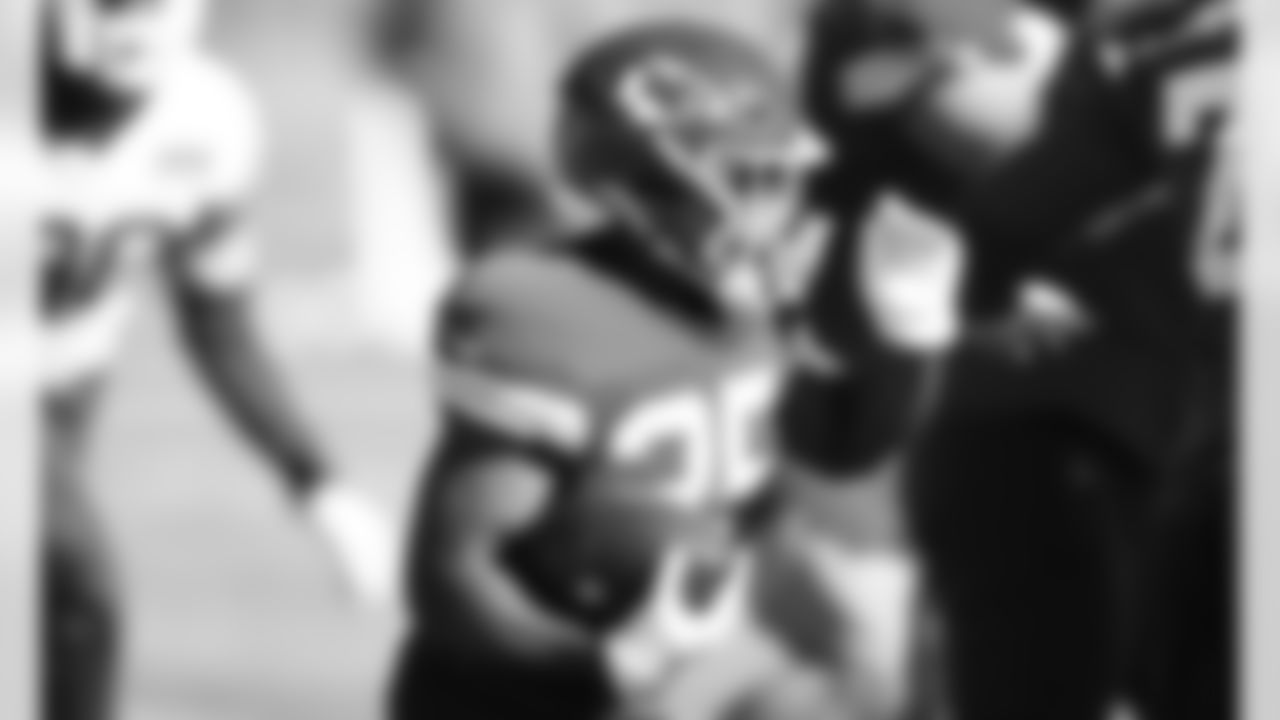 Kansas City Chiefs Running Back Clyde Edwards-Helaire (25) at practice in preparation for this weeks AFC Championship game vs the Buffalo Bills.