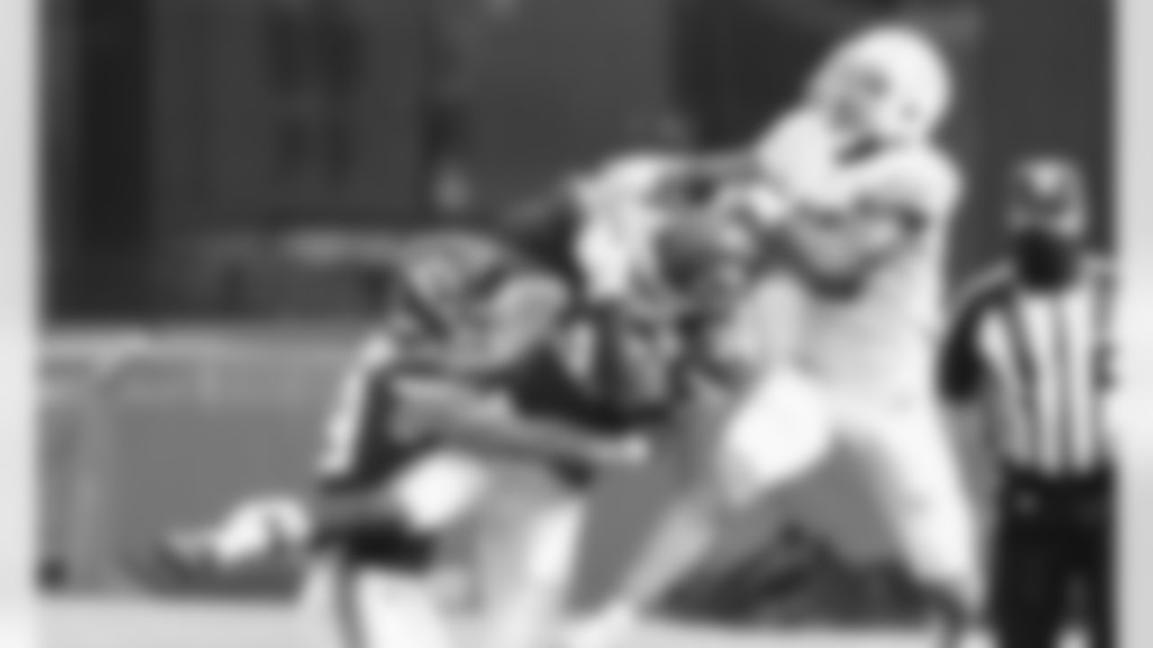 Kansas City Chiefs Cornerback L'jarius Sneed (38) intercepts a pass against the Los Angeles Chargers on Sunday September 20, 2020.