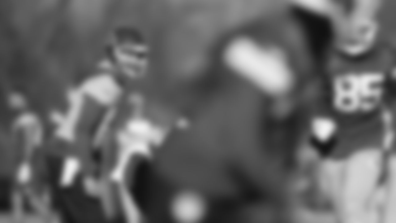 Kansas City Chiefs quarterback Chad Henne (4) during practice on Thursday, December 1, 2022.