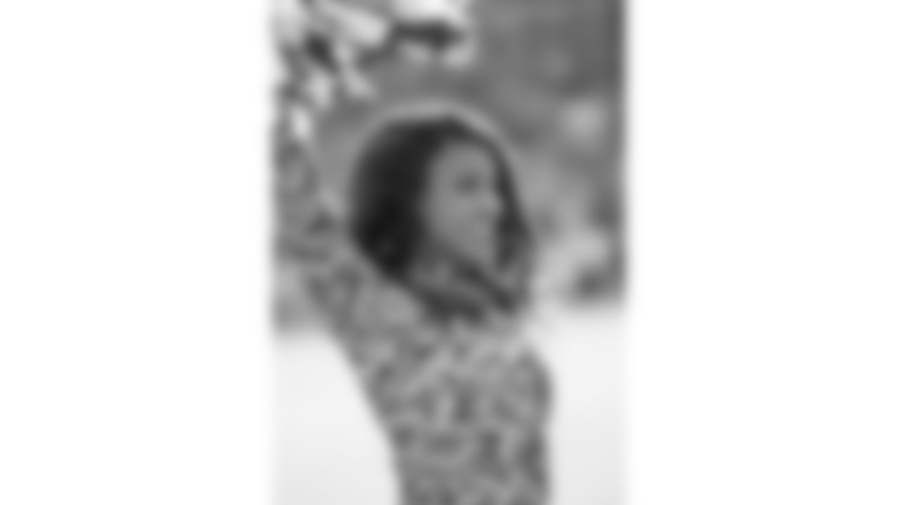 049_2019_Vikings_Cheer