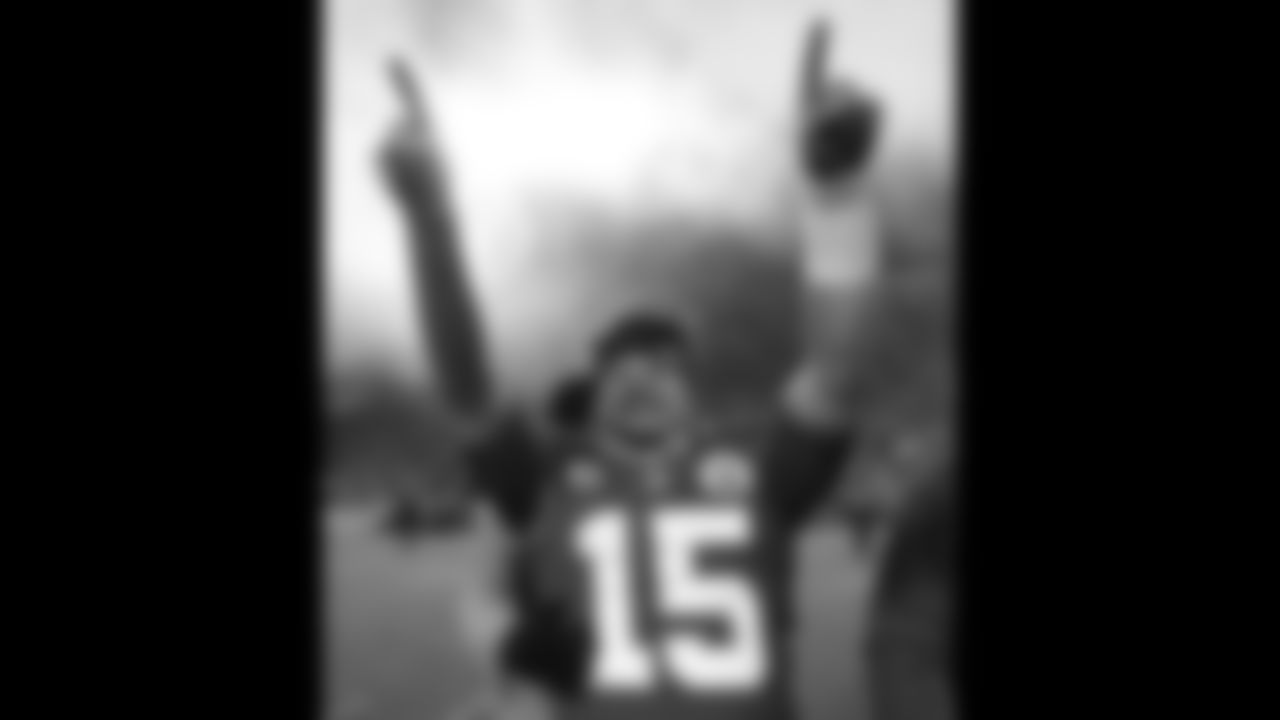 Kansas City Chiefs quarterback Patrick Mahomes (15) celebrates after the divisional playoff game against the Buffalo Bills, Kansas City, MO on January 23, 2022