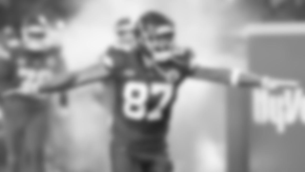 Kansas City Chiefs tight end Travis Kelce (87) prior to the week six NFL football game against the Denver Broncos, Thursday, October 12, 2023 in Kansas City.