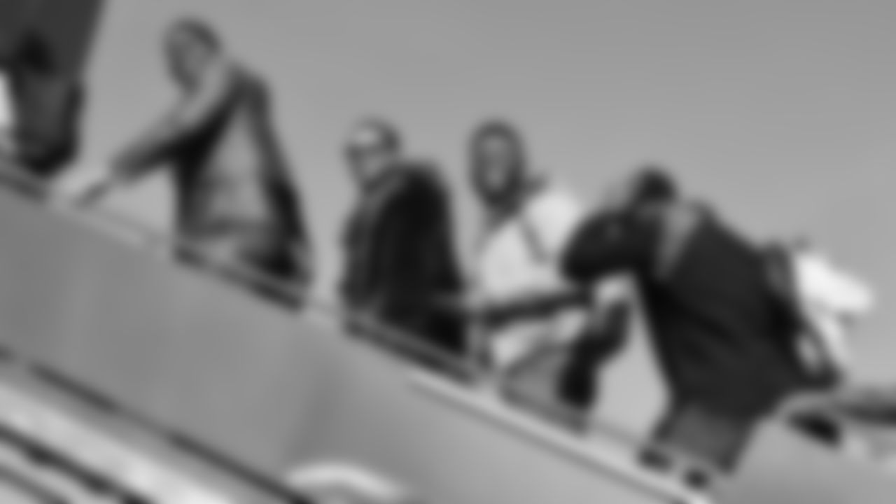 The Kansas City Chiefs arrive in New England