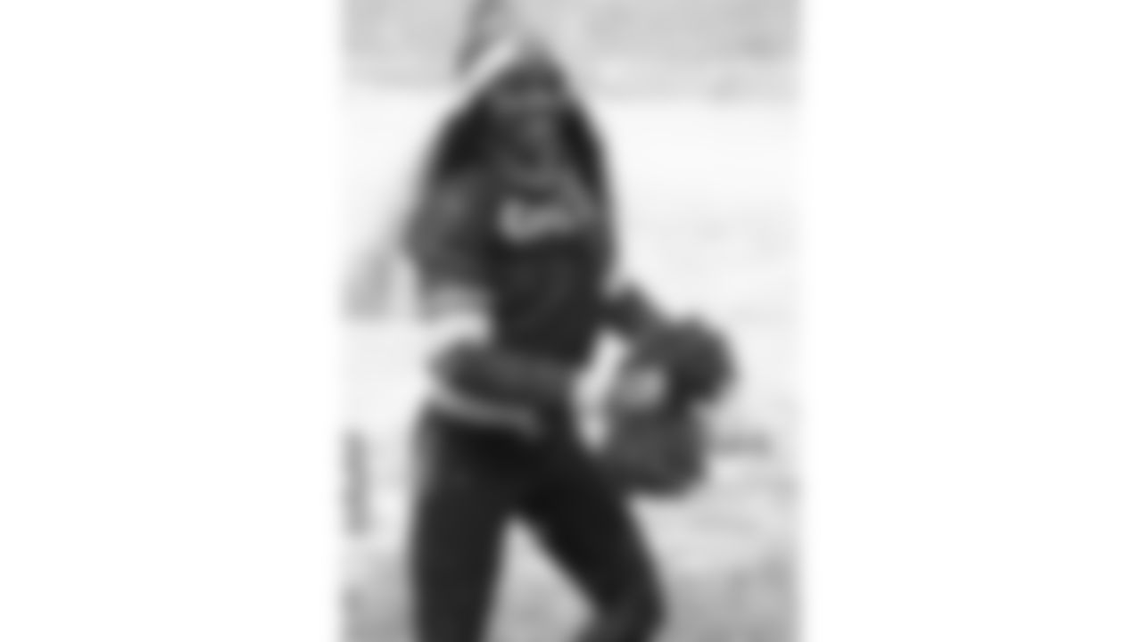 029-19KCvDEN_Cheer