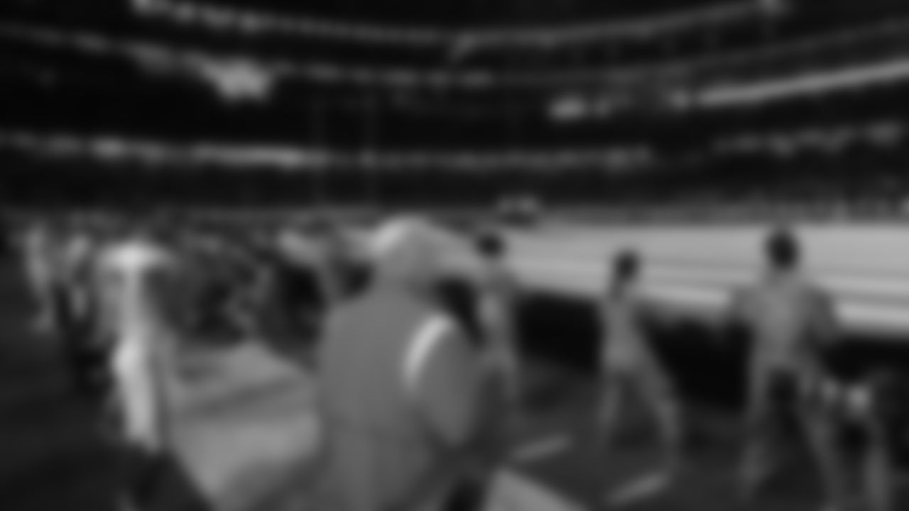 Kansas City Chiefs face off against the Los Angeles Chargers at SoFi Stadium on November 20, 2022 in Los Angeles, California