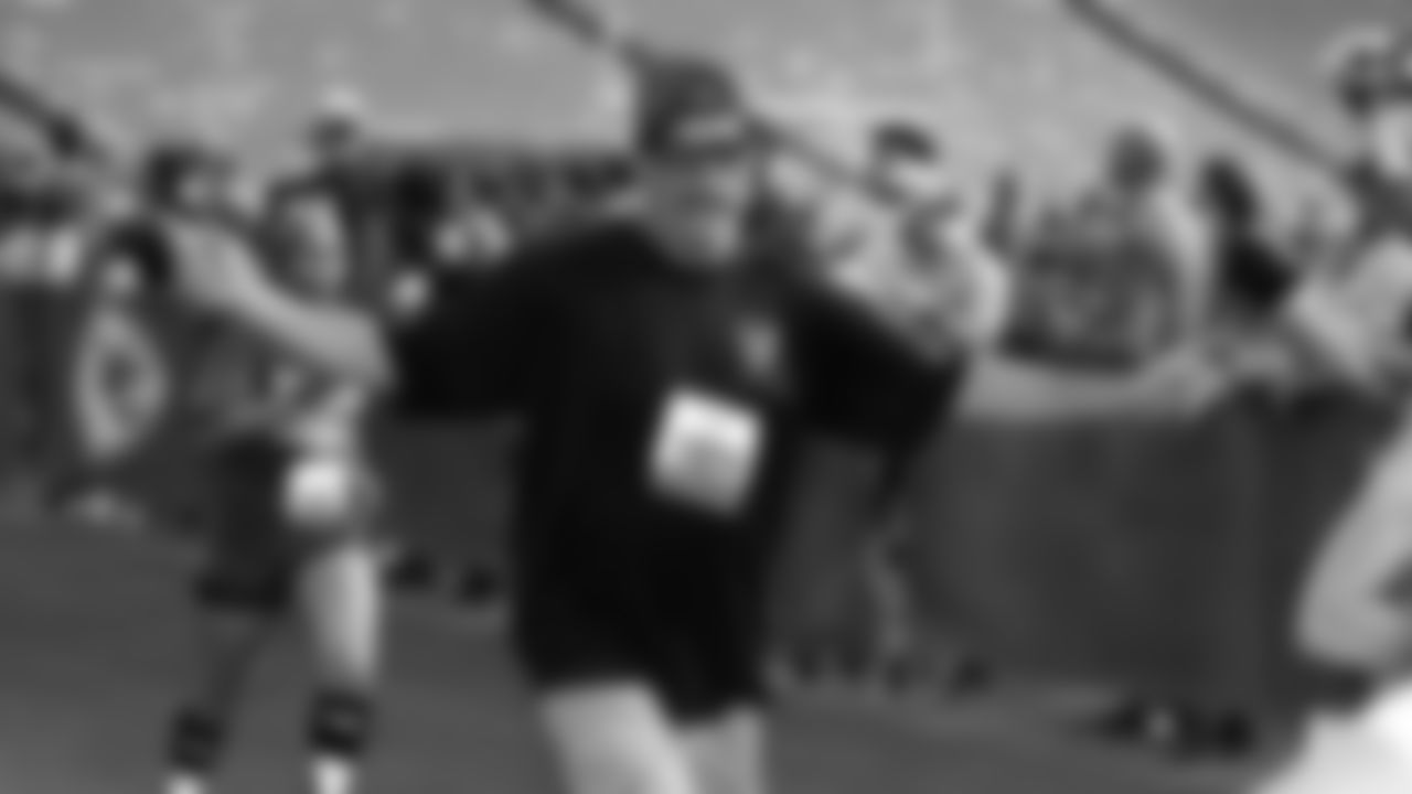 The seventh annual Arrowhead 5K was held at Arrowhead Stadium on Friday, May 31, 2019.