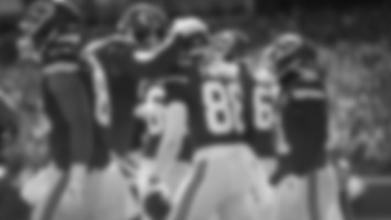 Kansas City Chiefs vs Los Angeles Chargers at GEHA Field at Arrowhead Stadium in Kansas City, MO on September 26, 2021