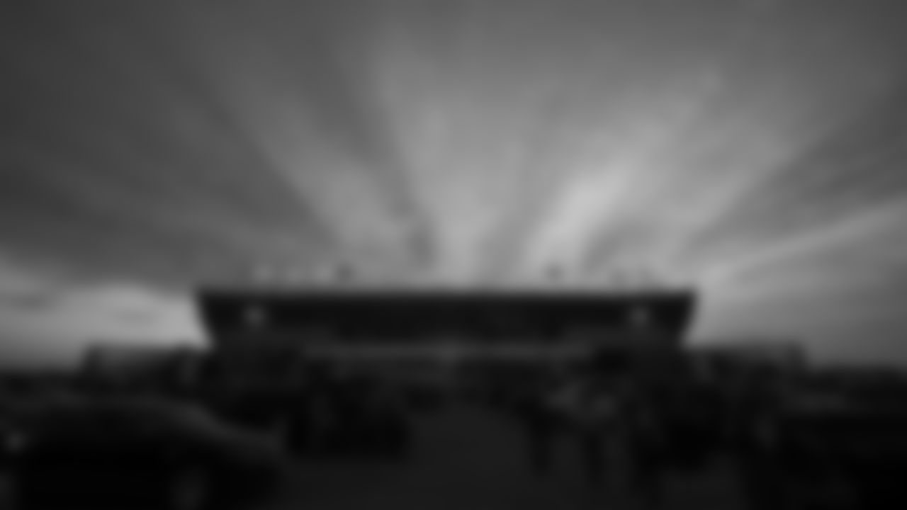 Kansas City Chiefs vs Denver Broncos, GEHA Field at Arrowhead Stadium, Kansas City, MO on December 5, 2021