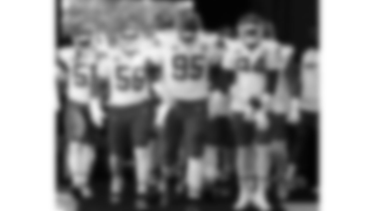 Kansas City Chiefs defense prior to the NFL week 2 matchup against the Jacksonville Jaguars at EverBank Stadium in Jacksonville, Florida on September 17, 2023.