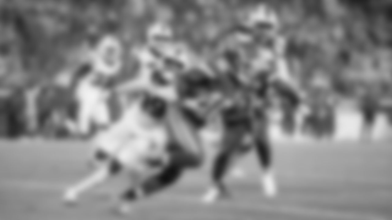 Kansas City Chiefs vs Buffalo Bills at GEHA Field at Arrowhead Stadium in Kansas City, MO on October 10, 2021