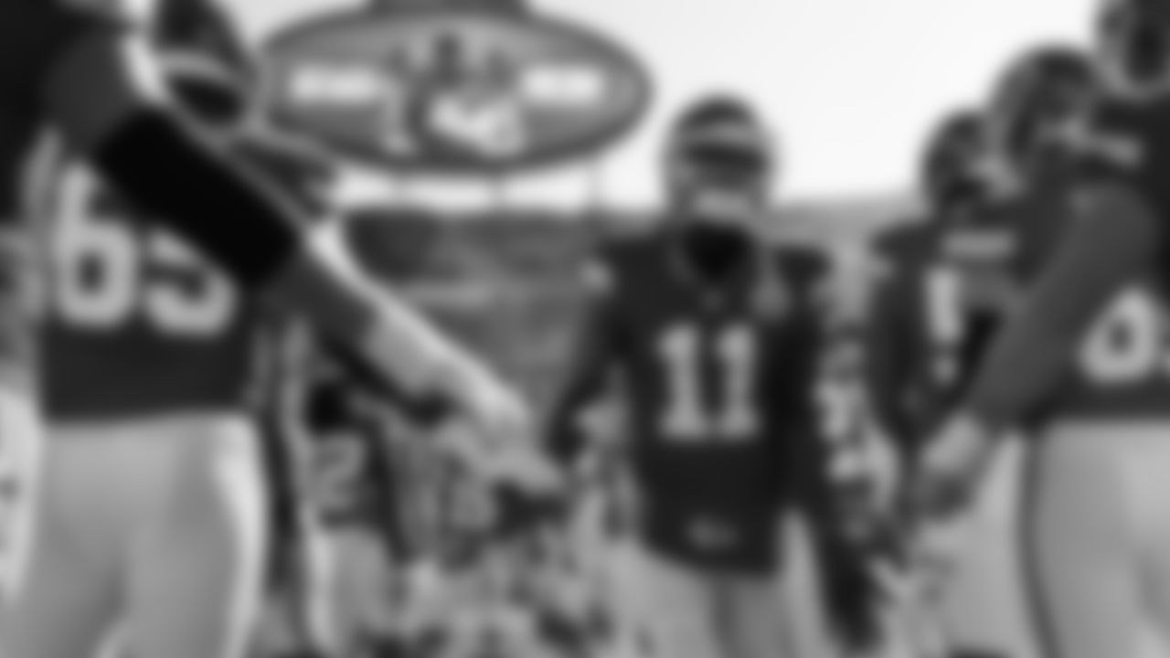 Kansas City Chiefs face off against the Jacksonville Jaguars at GEHA Field at Arrowhead Stadium on November 13, 2022.