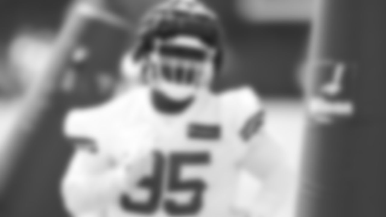Kansas City Chiefs defensive end Chris Jones (95) during day one at Kansas City Chiefs mini camp practice.