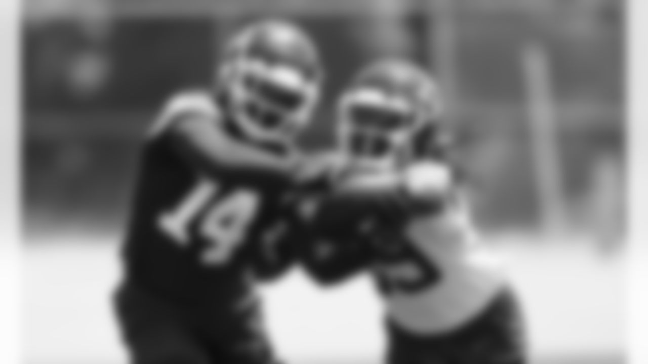 Kansas City Chiefs Wide Receiver Cornell Powell (14) and Cornerback Marlon Character (39) during phase 3 workouts at the The University of Kansas Health System Training Complex.