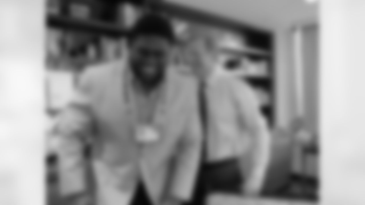 University of Alabama offensive lineman Chance Warmack greets Commissioner Roger Goodell on April 24, 2013 in New York, NY.