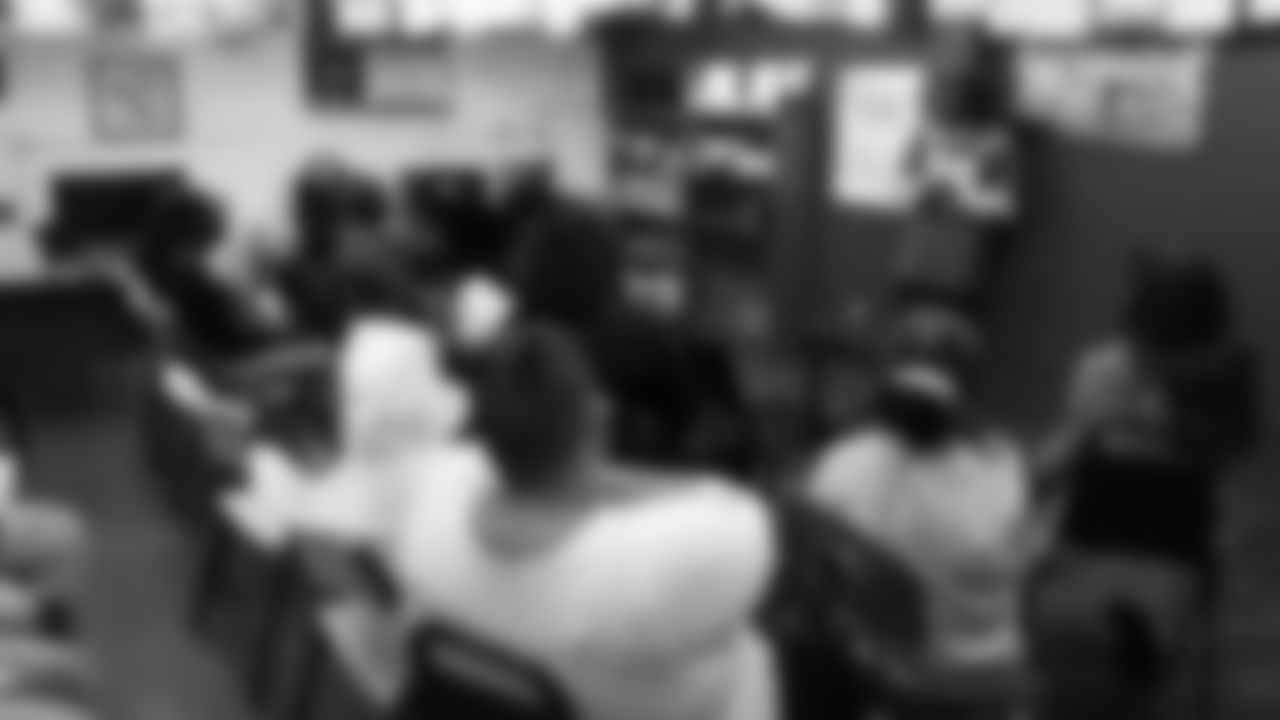 Kansas City Chiefs cornerback Chris Lammons visits the students of the Youth Ambassadors to speak regarding his background and experience as a Chiefs Player, Tuesday, November 22, 2022.