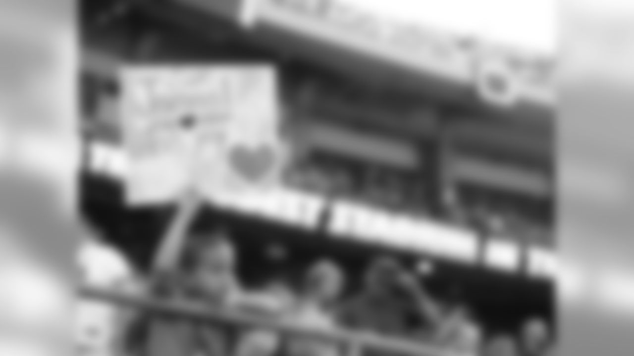 Best photos of Kansas City Chiefs fans from this season