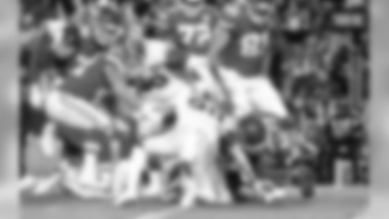 Kansas City Chiefs Running Back Darwin Thompson (34) during the NFL football game between the Kansas City Chiefs and the Oakland Raiders at Arrowhead Stadium on December 1, 2019