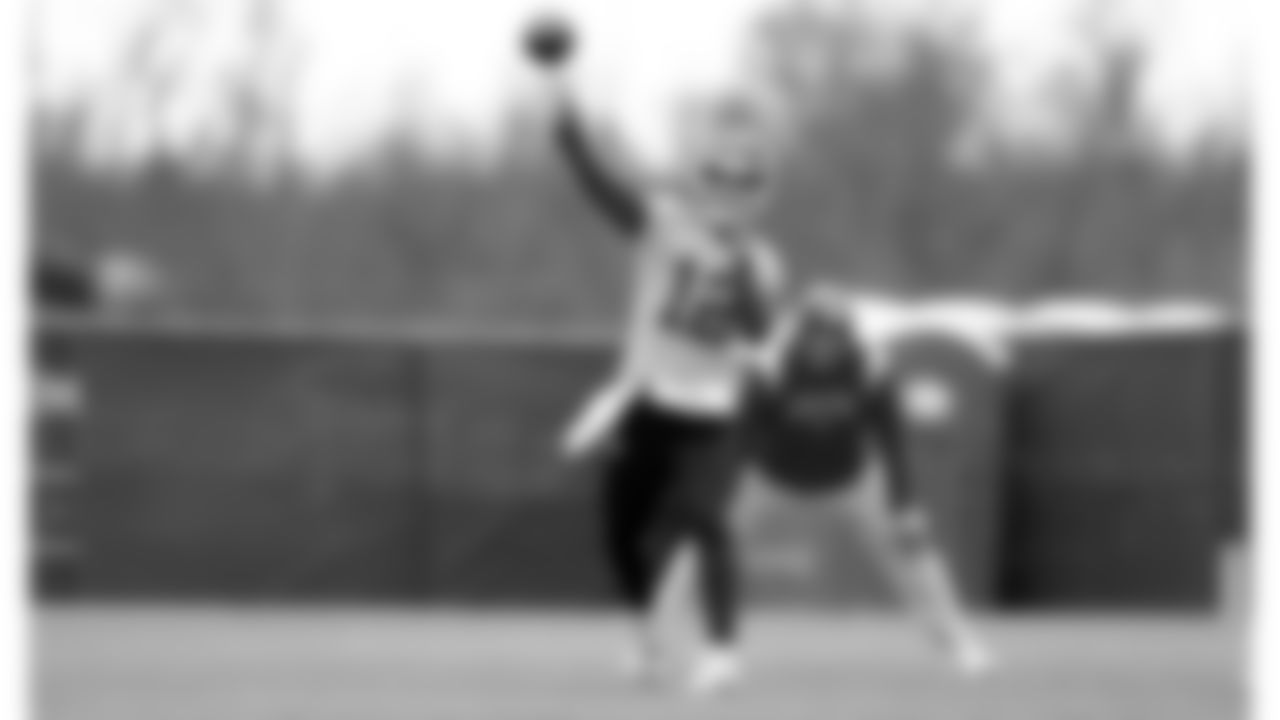 Kansas City Chiefs quarterback Shane Buechele (12) passes the football during practice on Thursday, November 17, 2022.