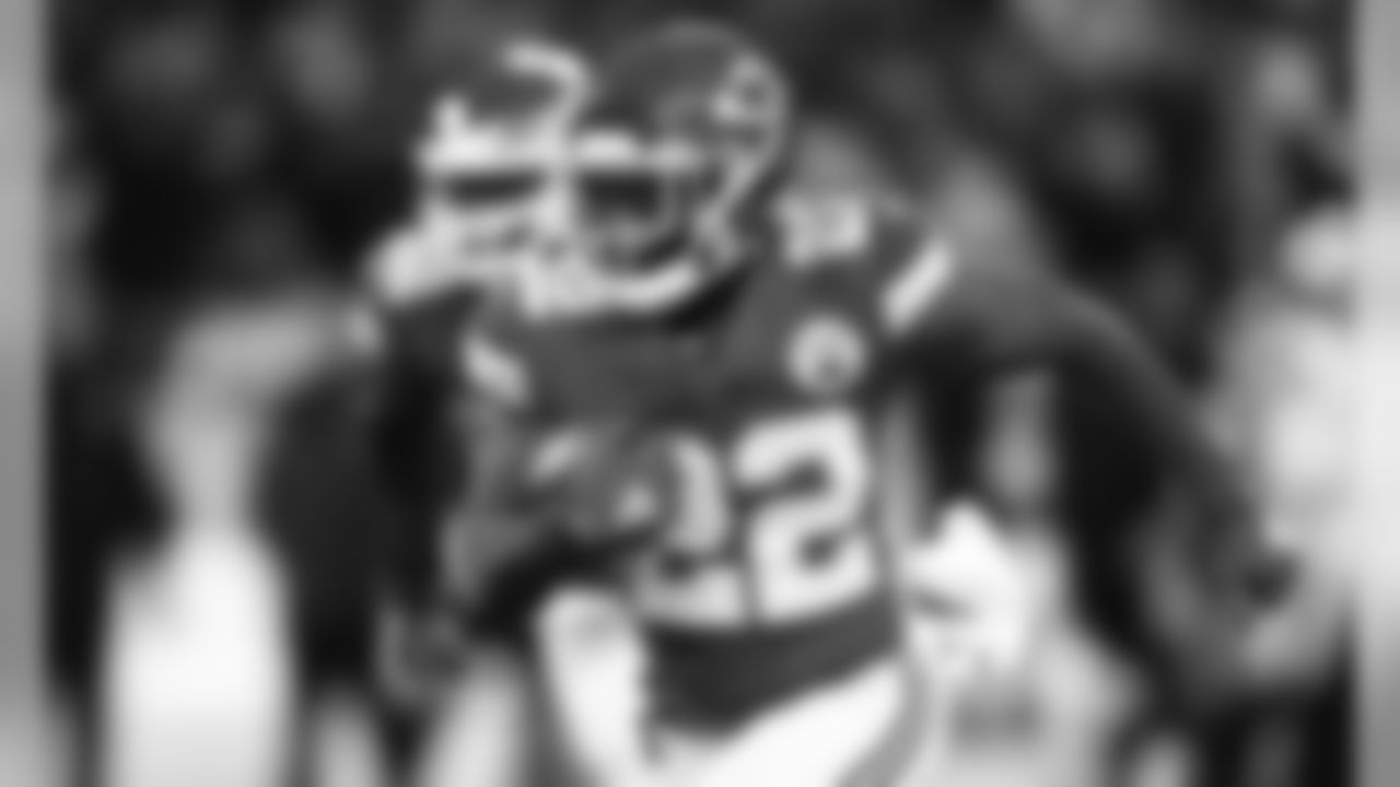 Kansas City Chiefs Defensive Back Juan Thornhill (22) during the game between the Kansas City Chiefs and Oakland Raiders at Arrowhead Stadium on December 1, 2019.