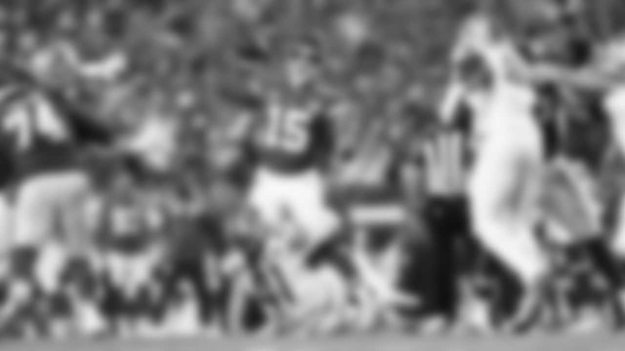 The Kansas City Chiefs face off against the Detroit Lions at GEHA Field at Arrowhead Stadium on September 7, 2023.