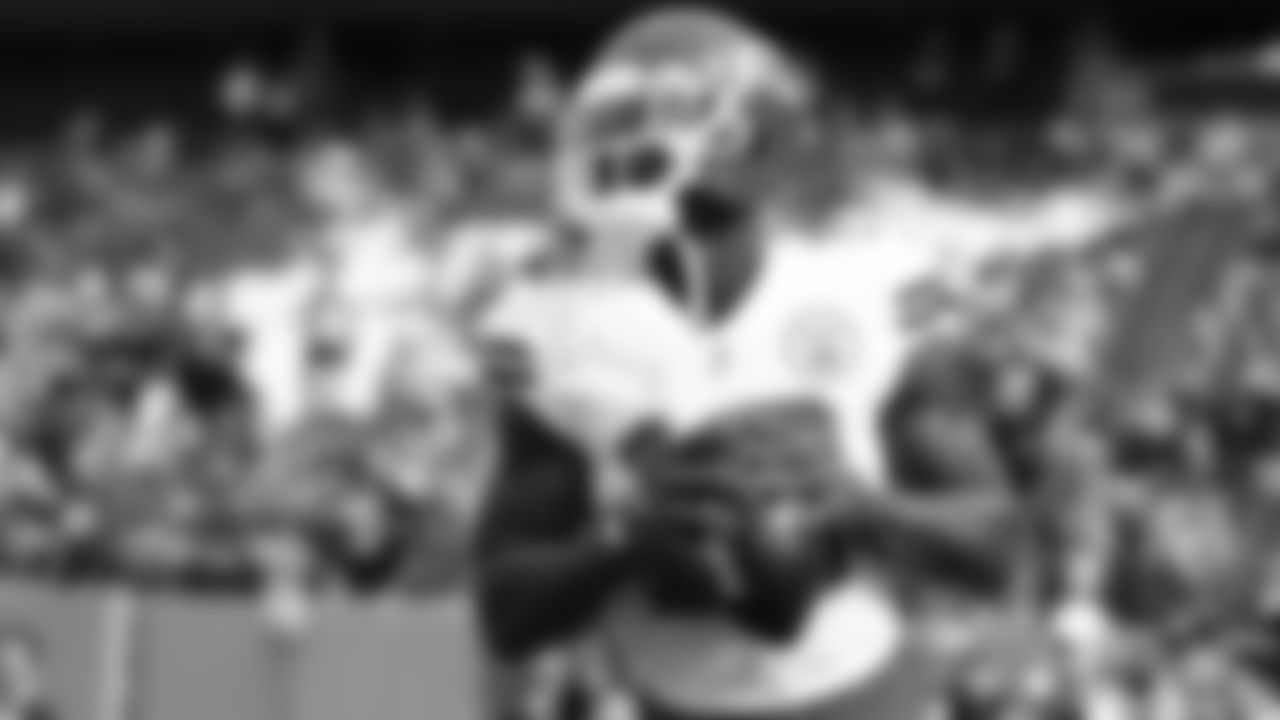 Kansas City Chiefs wide receiver Josh Gordon (19) during an NFL football game against the Tennessee Titans at Nissan Stadium, Sunday, October 24, 2021 in Nashville