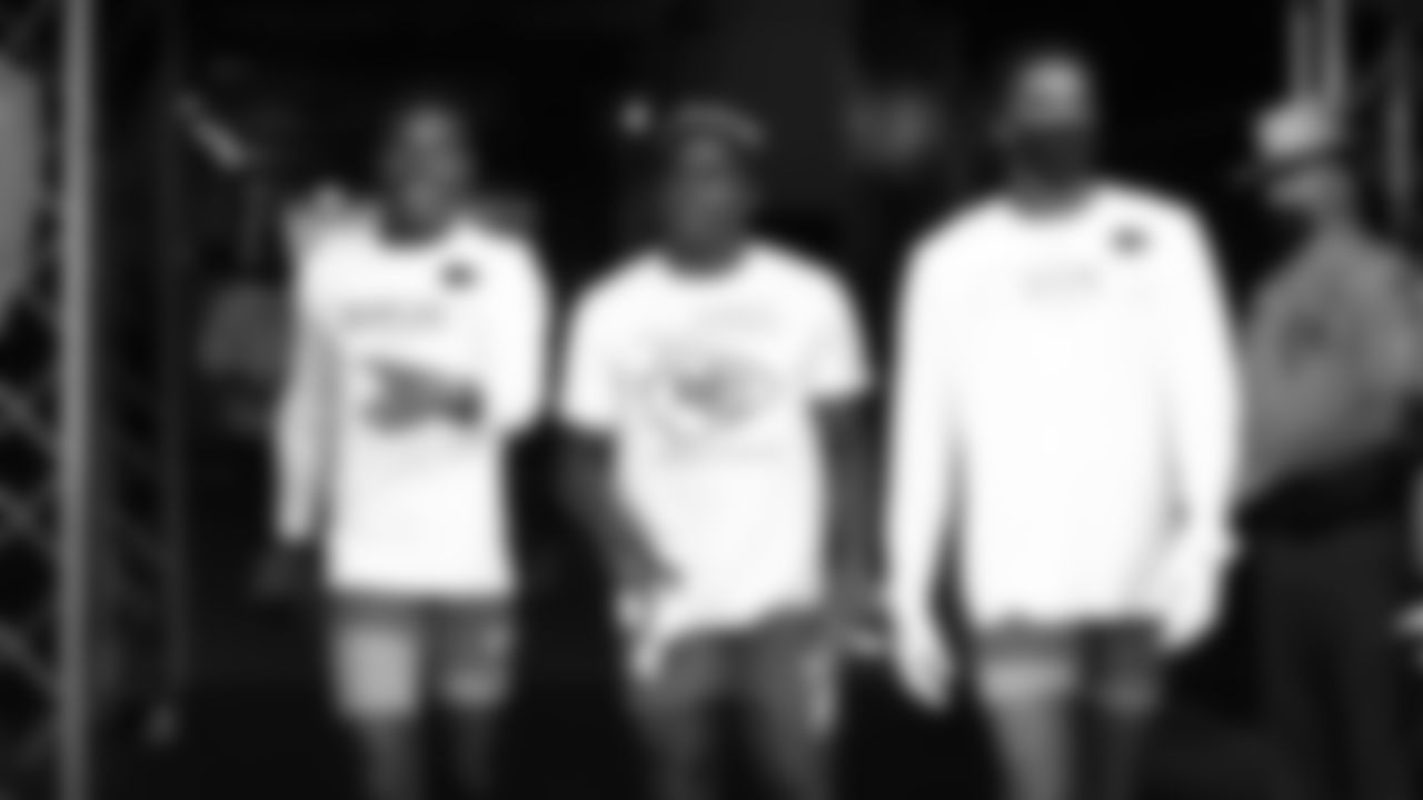 Kansas City Chiefs wide receivers prior to the Week 2 game against the Baltimore Ravens at M&T Bank Stadium on September 19, 2021
