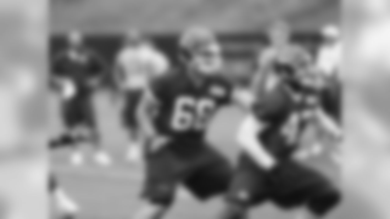 68 - Dustin Waldron - T // HT. 6-5, WT. 310 // College: Portland State // Hometown: Pleasant Hill, Ore.