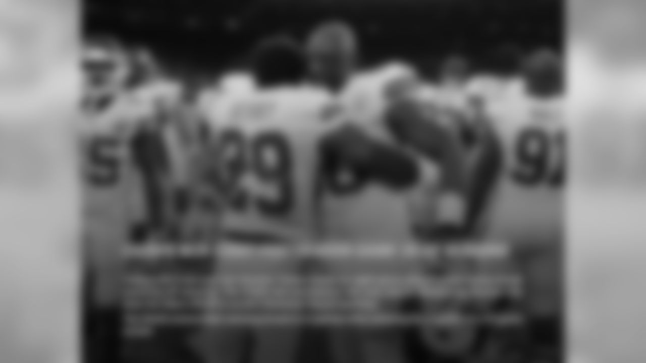 CHIEFS WIN FIRST POSTSEASON GAME IN 22 SEASONS: Today's 30-0 win over the Houston Texans snaps an eight-game playoff game losing streak spanning 22 seasons. The Chiefs last postseason win was also in Houston as Kansas City beat the Oilers 28-20 in an AFC Divisional Round matchup.
The Chiefs extend their winning streak to 11 games after entering the playoffs on a 10-game streak.