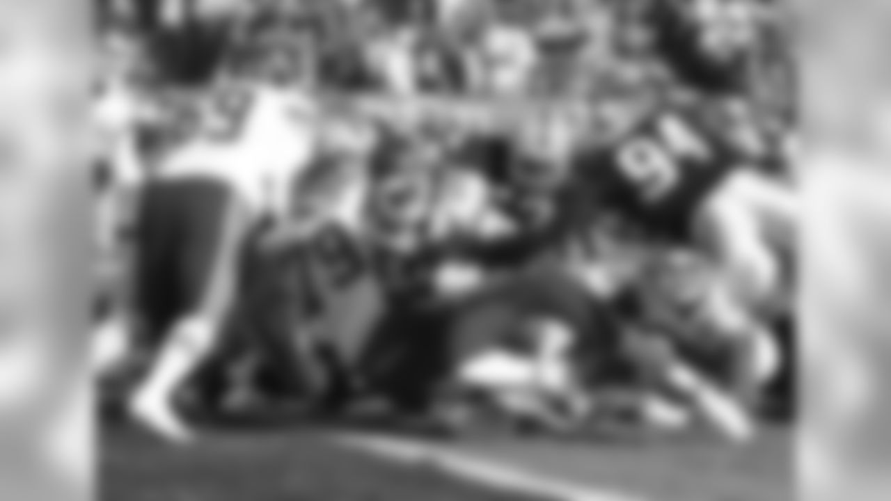 Kansas City Chiefs running back Jamaal Charles (25)