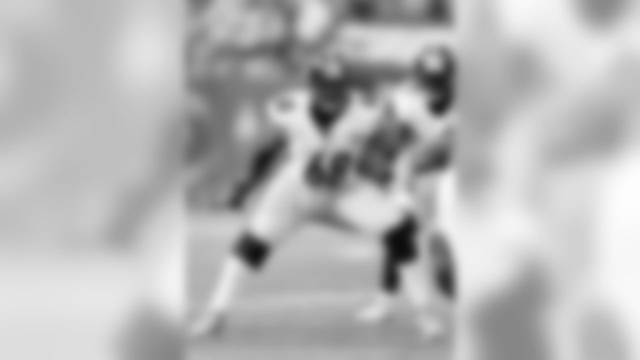 LT Kelvin Beachum